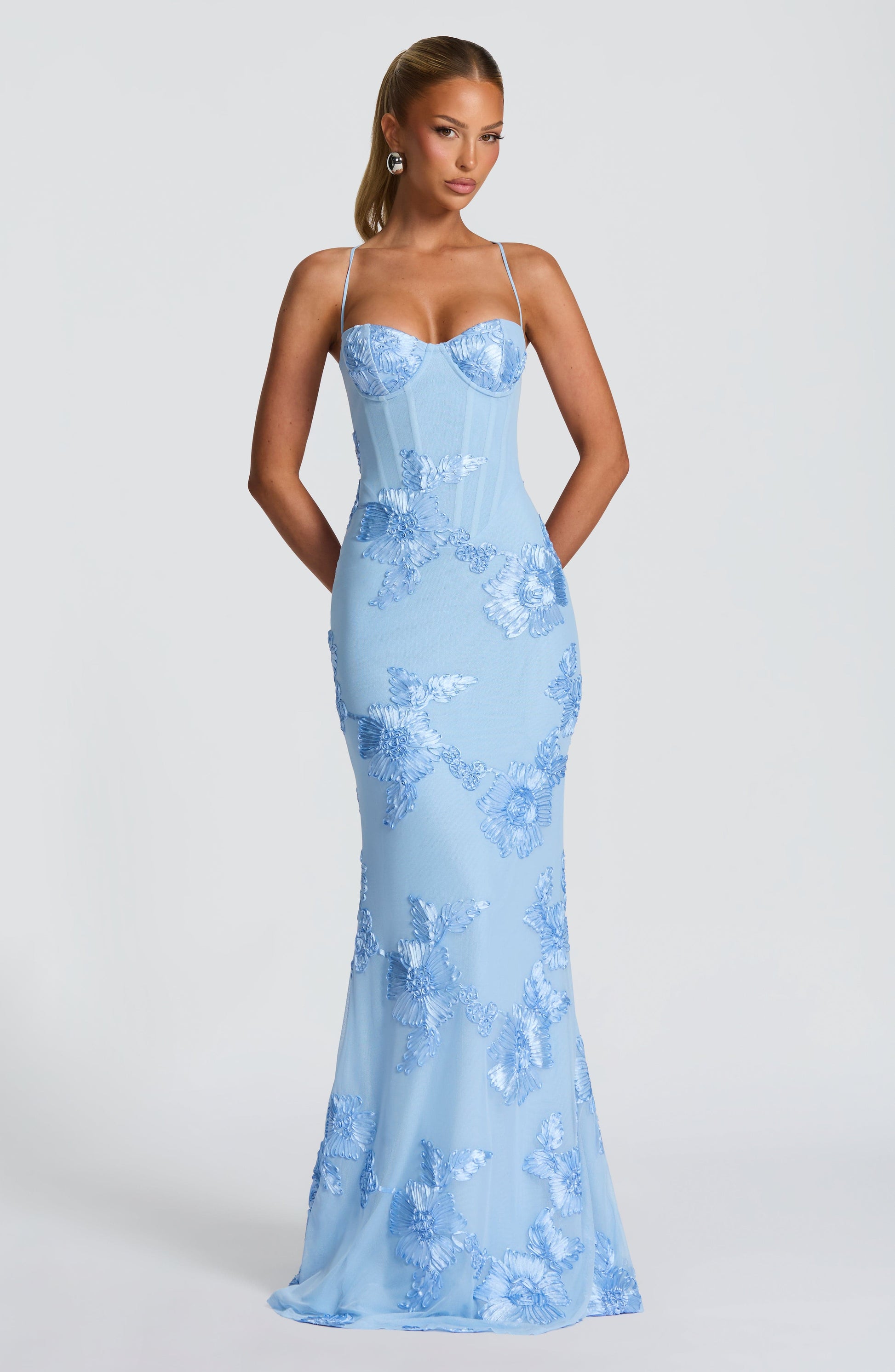 Elegant Floral Maxi Dress with Corset Bodice &amp; Slim Straps for Unforgettable Occasions 10