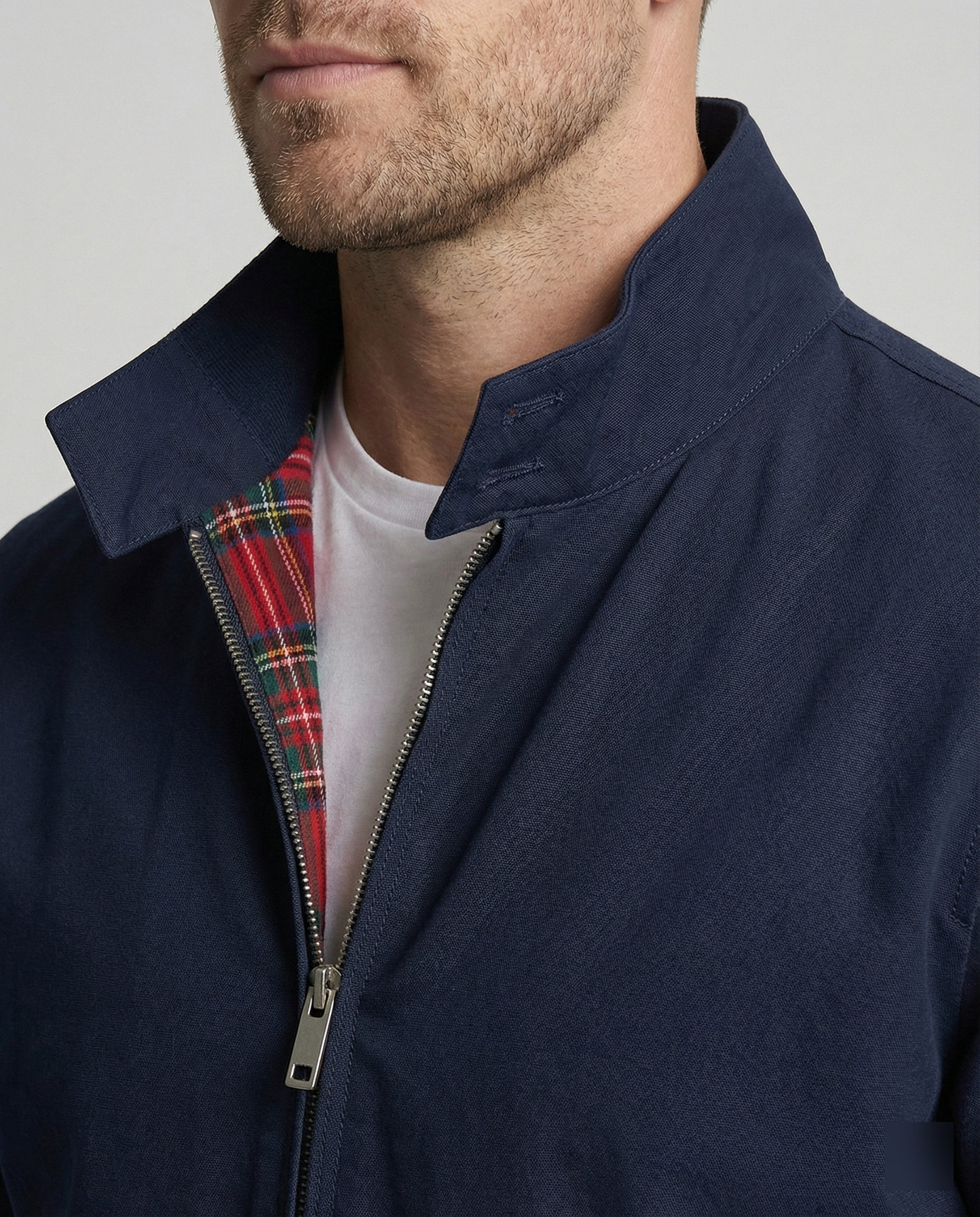 Stylish Harrington Jacket for Men with Tartan Lining | Relaxed Fit and Multiple Pockets for Versatile Layering 4