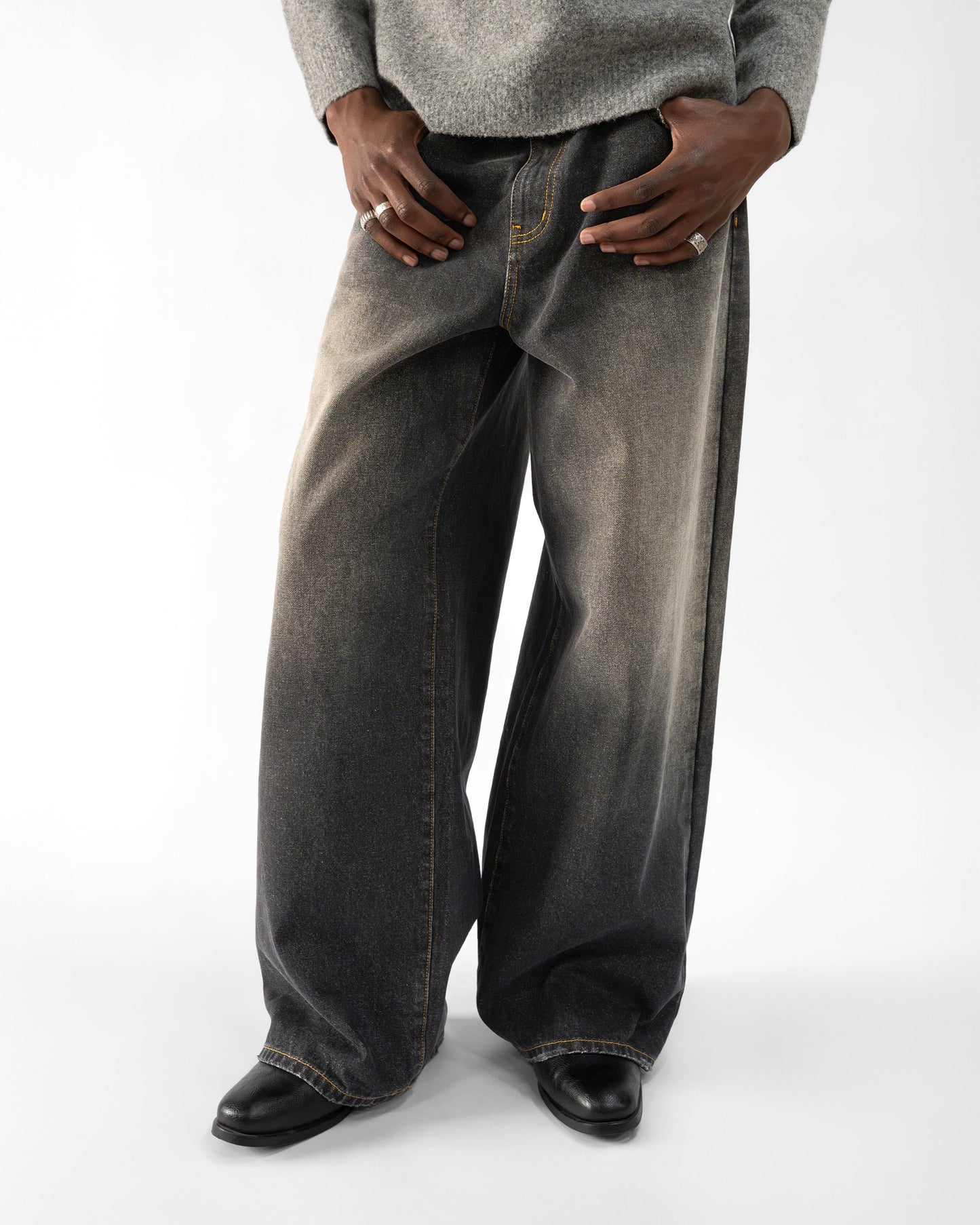 Vintage Collection | Black Baggy Jeans with Relaxed Fit | Comfortable Denim for Everyday Style 0