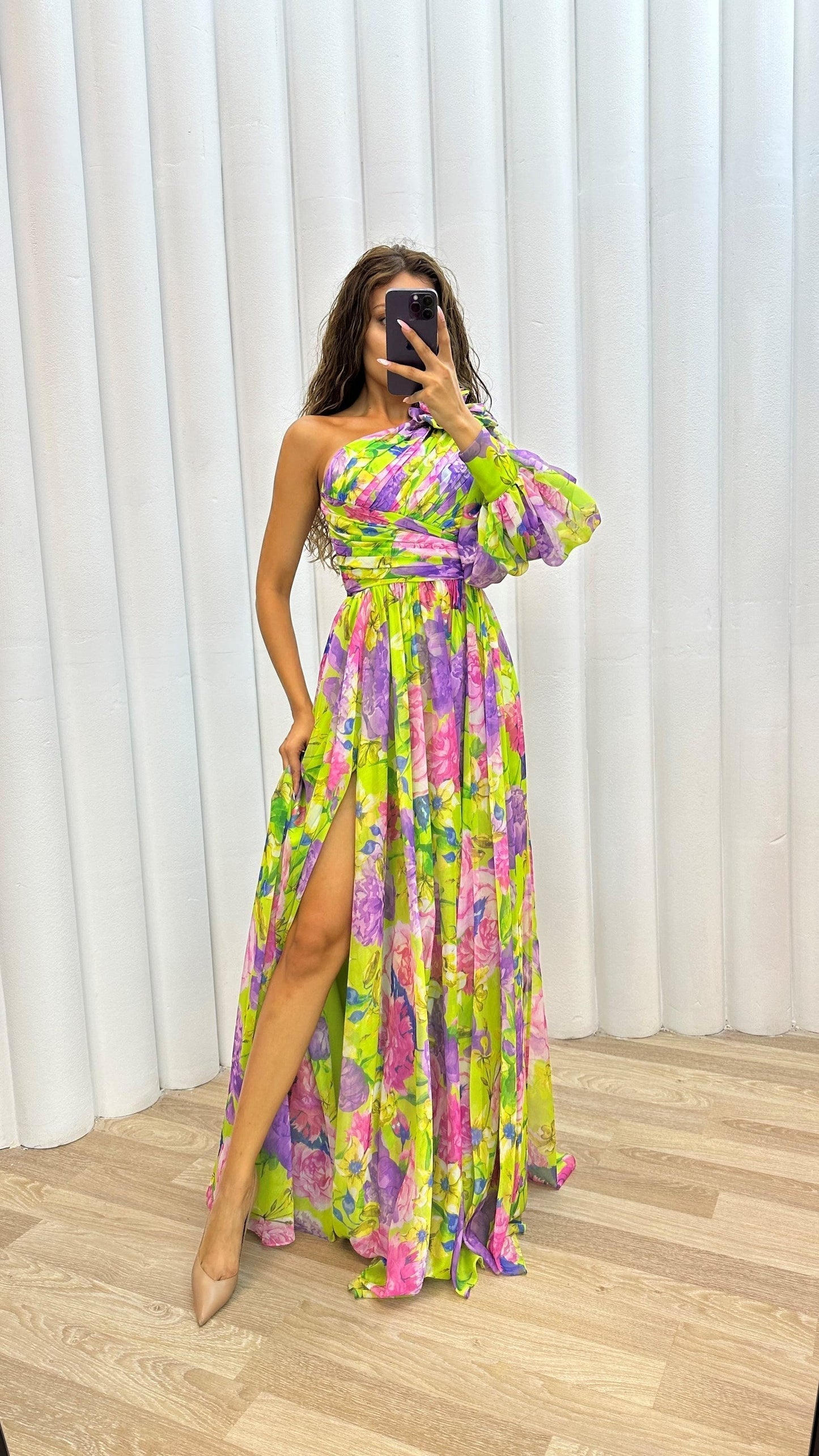 Women's Flowing Fabric Maxi Dress | Elegant Long Sleeve Summer Gown 3